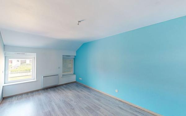 Appartement à vendre    4 pièces • 106 m2 Volstroff