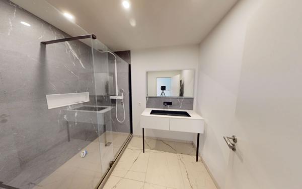 Appartement à vendre    4 pièces • 106 m2 Volstroff