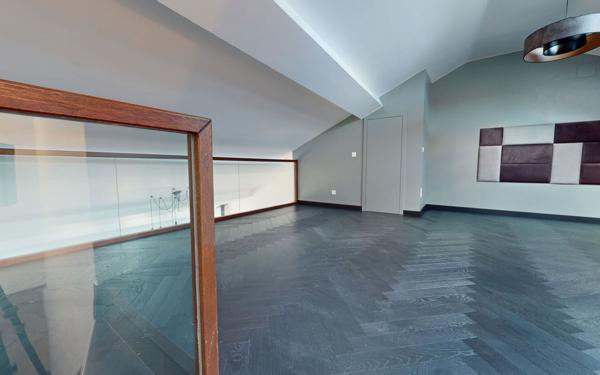 Appartement à vendre    4 pièces • 106 m2 Volstroff