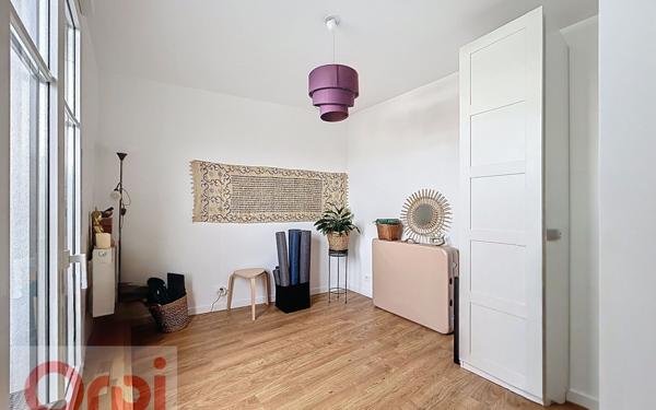 Appartement à vendre    3 pièces • 66,19 m2 Châtillon