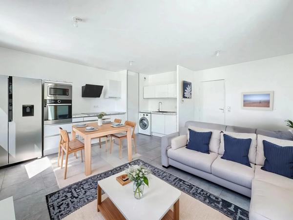 À vendre - T3, 3 pièces situé à Saint-Priest (69800)