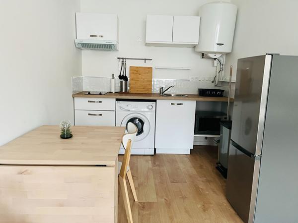 A LOUER STUDIO MEUBLE  A SAINT QUENTIN 02100.