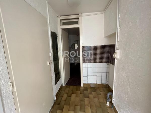 En exclusivité quartier hôpital, maison avec garage de 72 m² à rénover entièrement