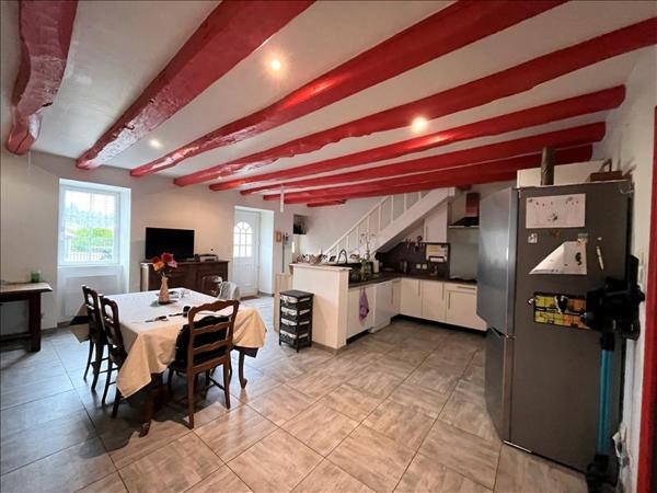 Maison à vendre |  Cussac |  6 pièces | 148 m²