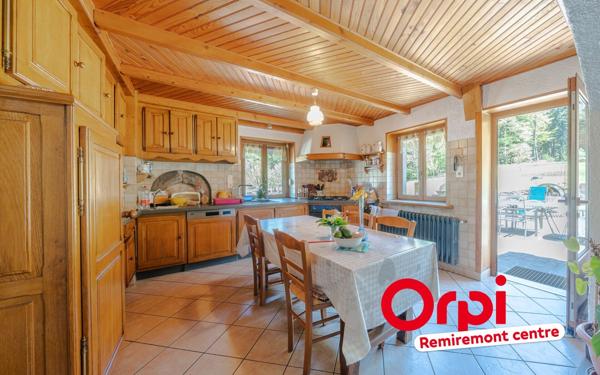 Maison à vendre    6 pièces • 145 m2 Saint-Nabord