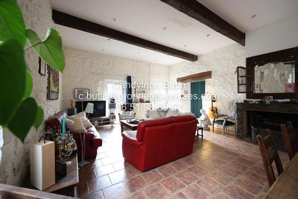 Élégante maison de Maitre en pierre de 320m2