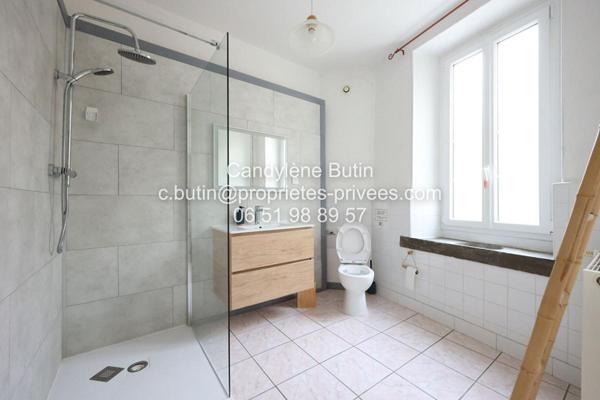 Élégante maison de Maitre en pierre de 320m2