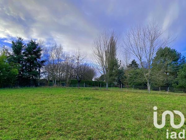 Terrain à vendre 6 165 m² Saints-en-Puisaye
