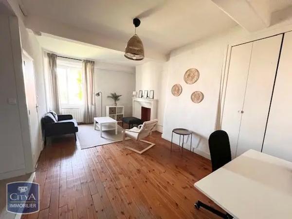 Appartement à louer 2 pièces 41.5m² Clermont-Ferrand (63000)