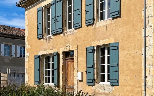 Maison à vendre    5 pièces •  Lectoure