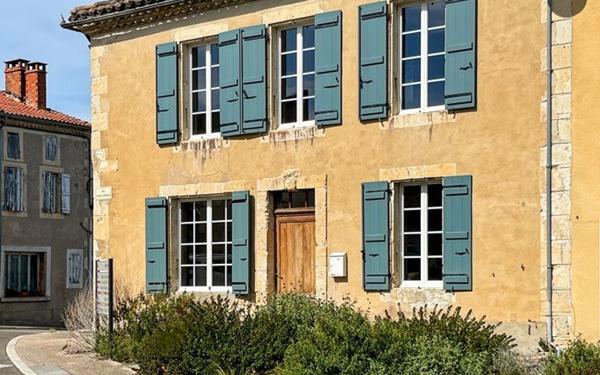 Maison à vendre    5 pièces •  Lectoure