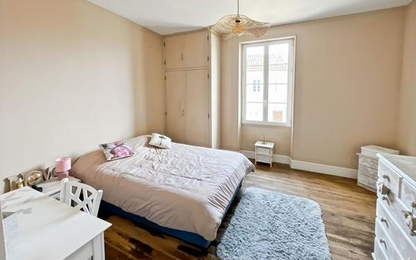 Maison à vendre    5 pièces •  Lectoure