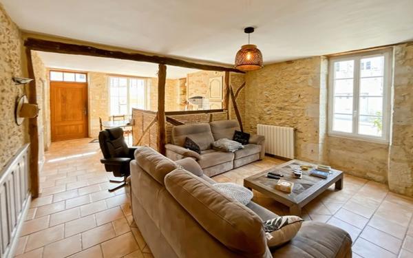 Maison à vendre    5 pièces •  Lectoure