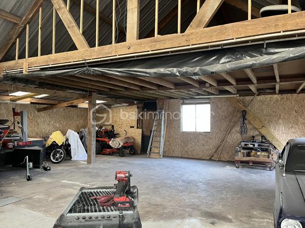 Local d'activités de 375 m²