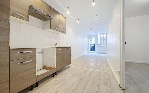 Appartement à vendre    3 pièces • 48,55 m2 Bourg-lès-Valence