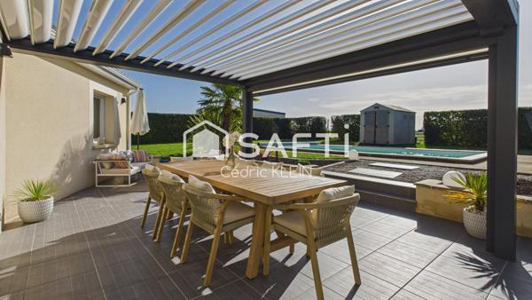 Pavillon plain-pied moderne avec piscine