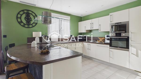 Pavillon plain-pied moderne avec piscine