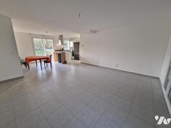 PONTIVY (56) Maison 4 pièces avec jardin