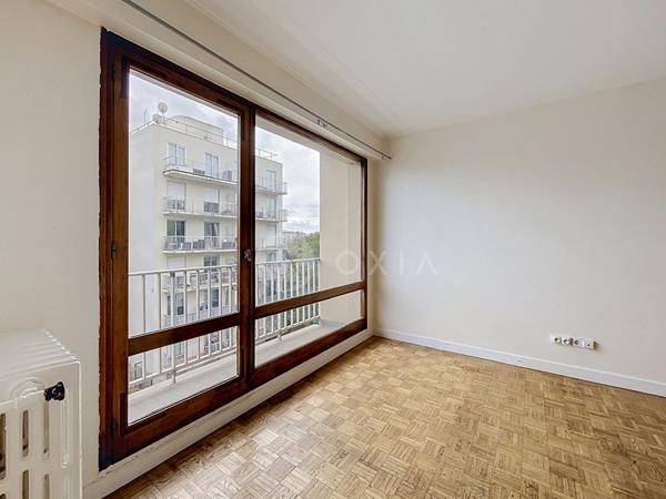 92 - BECON - Charcot - Grand studio - COURBEVOIE