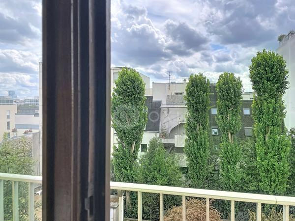 92 - BECON - Charcot - Grand studio - COURBEVOIE