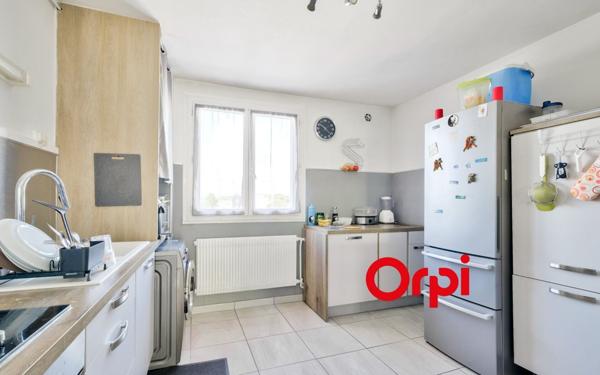 Appartement à vendre    4 pièces • 67,37 m2 Pierre-Bénite