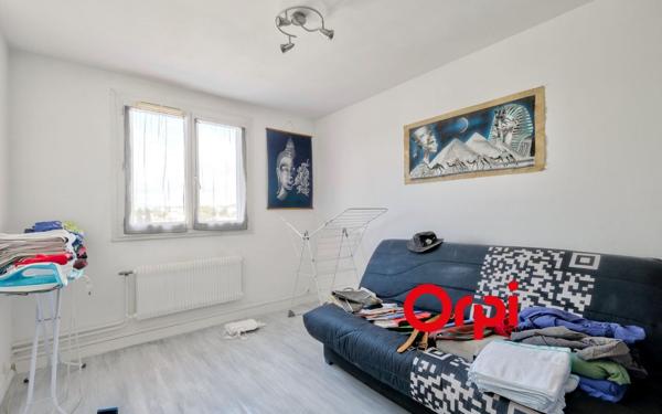 Appartement à vendre    4 pièces • 67,37 m2 Pierre-Bénite