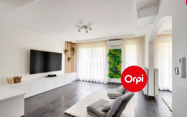 Appartement à vendre    4 pièces • 90 m2 Saint-Priest