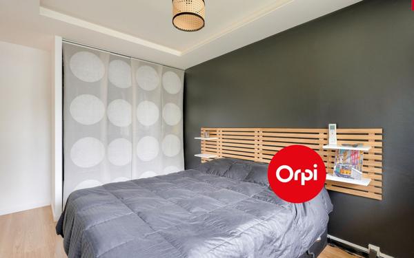 Appartement à vendre    4 pièces • 90 m2 Saint-Priest