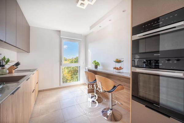 Saint-Germain-en-Laye, Appartement 2 Chambres -  83 m² à vendre