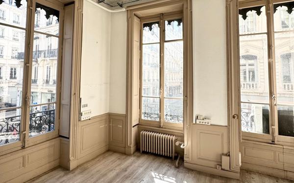 Appartement à vendre    4 pièces • 109 m2 Lyon 2
