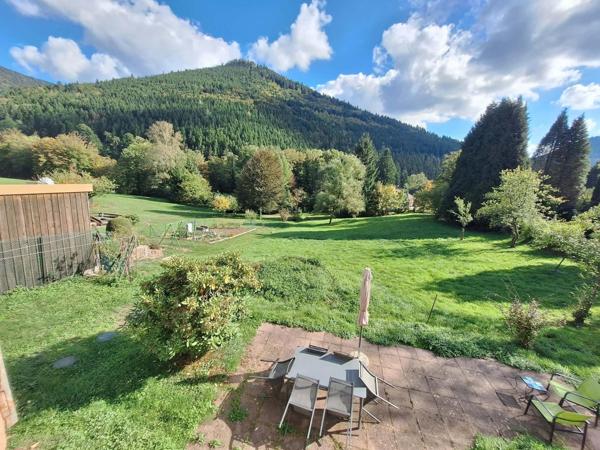 maison rénovée au calme au pied des montagnes