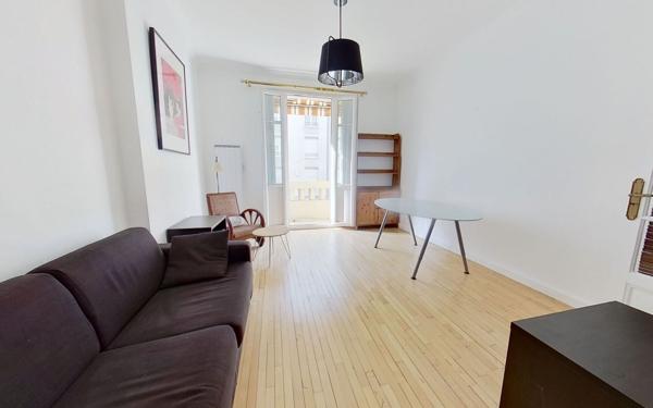 Appartement à louer    2 pièces •  Lyon 6