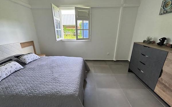 Maison à vendre    4 pièces • 110 m2 Saint-François