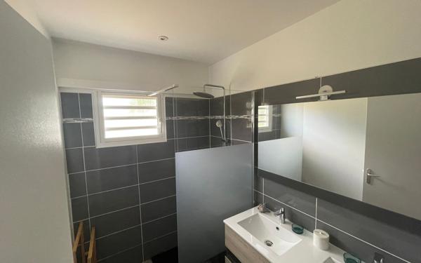 Maison à vendre    4 pièces • 110 m2 Saint-François