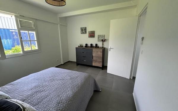 Maison à vendre    4 pièces • 110 m2 Saint-François