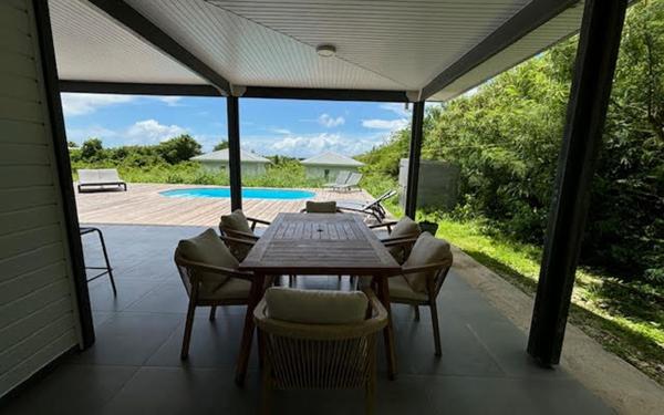 Maison à vendre    4 pièces • 110 m2 Saint-François