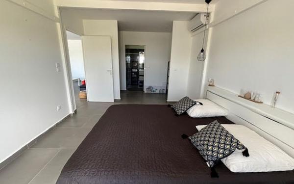 Maison à vendre    4 pièces • 110 m2 Saint-François