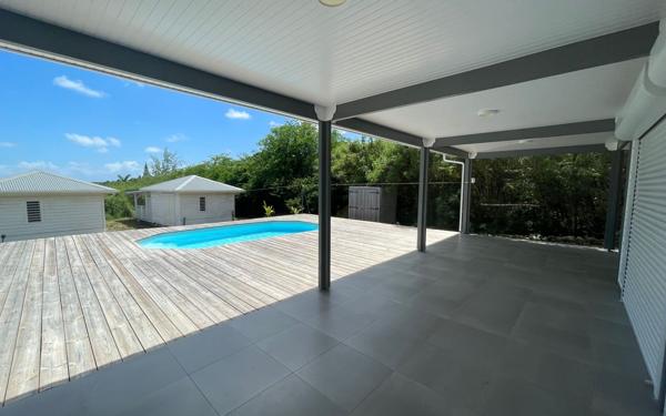 Maison à vendre    4 pièces • 110 m2 Saint-François