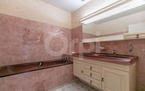 Maison à vendre    3 pièces •  Noisiel