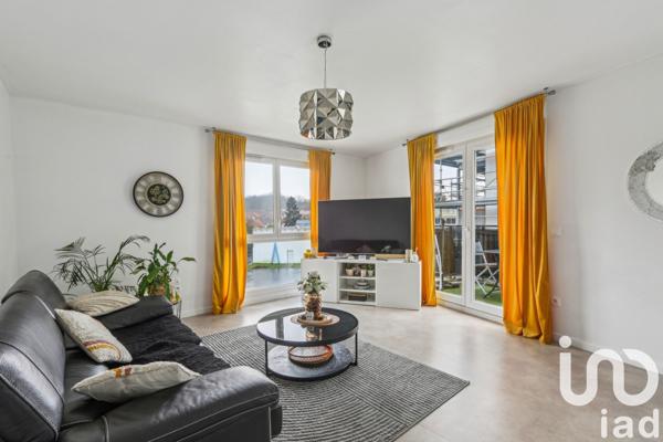 Appartement 3 pièces de 65 m² à Saulx-les-Chartreux (91160)