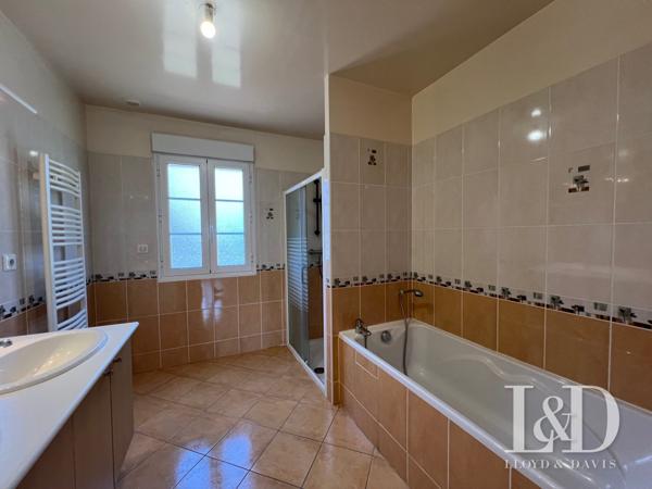 Maison de standing proche gare et hôpital