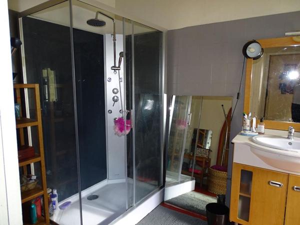 Immeuble Montignac Lascaux 6 pièce(s) 121.98 m2