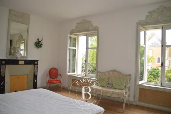Loudun, Maison de village 5 Chambres -  323 m² à vendre