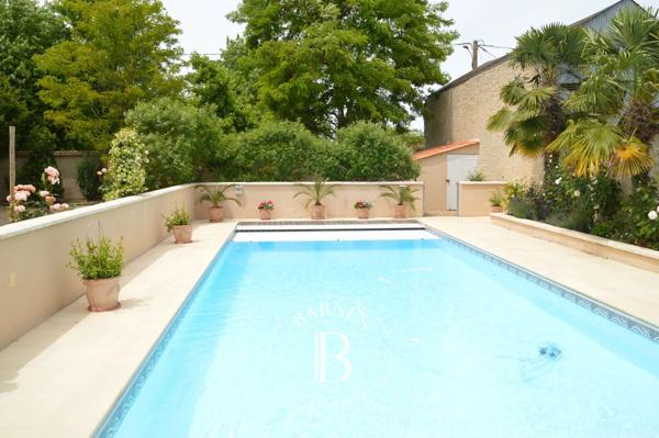 Loudun, Maison de village 5 Chambres -  323 m² à vendre