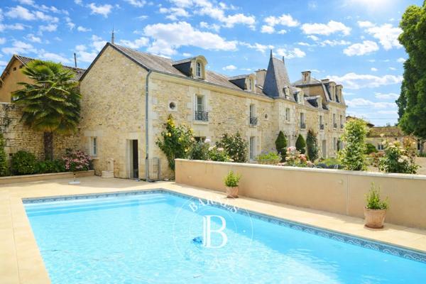 Loudun, Maison de village 5 Chambres -  323 m² à vendre