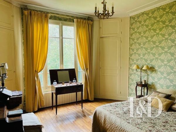 Ravissante maison à St Cloud quartier Montretout