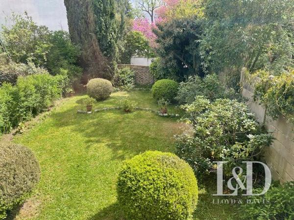 Ravissante maison à St Cloud quartier Montretout