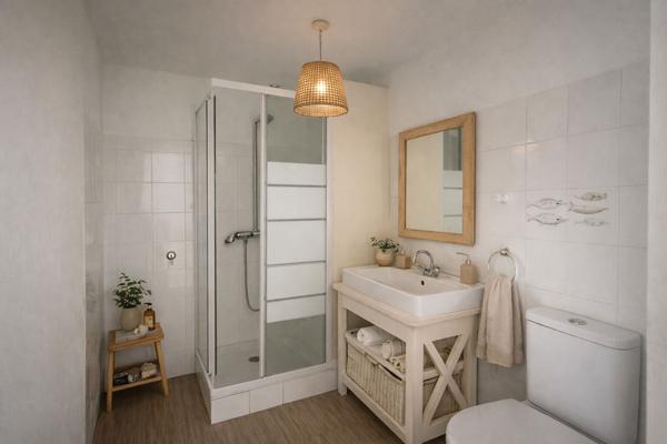 Le Cannet - 2 pièces traversant en rez-de-jardin avec parking