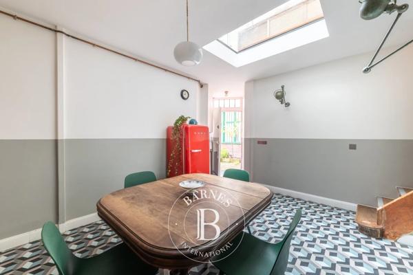 Paris 18ème, Maison de ville  61 m² à vendre