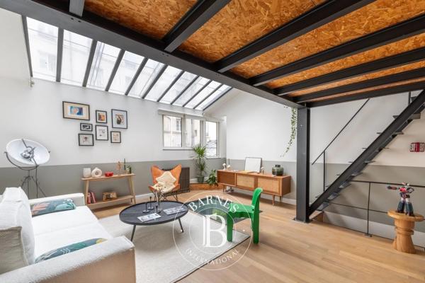 Paris 18ème, Maison de ville  61 m² à vendre